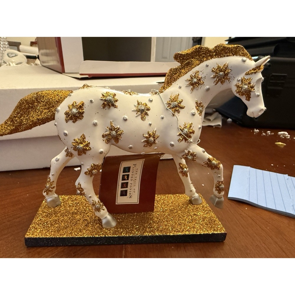 Trail of Painted Ponies Starlight 1E NIB with Storytag. Stunning Item RARE 💎